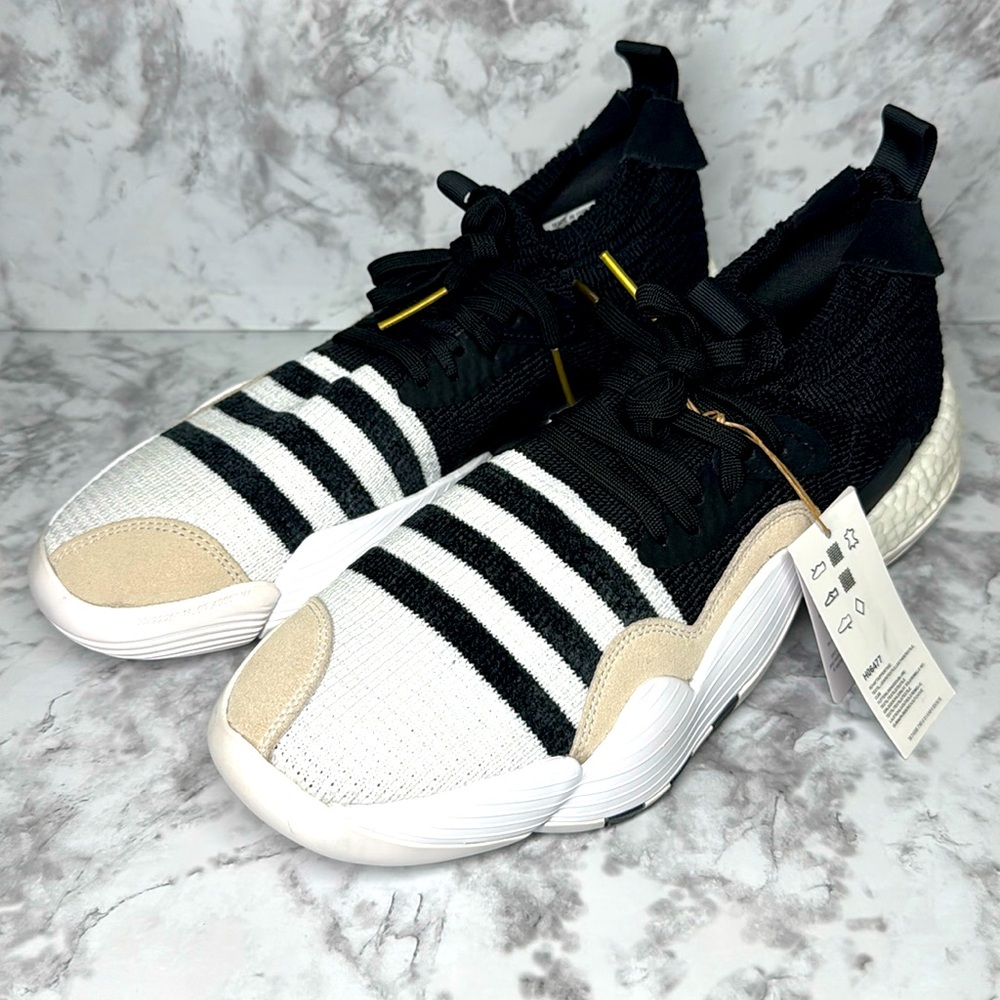 Adidas Trae Young 2 Basketball Shoe